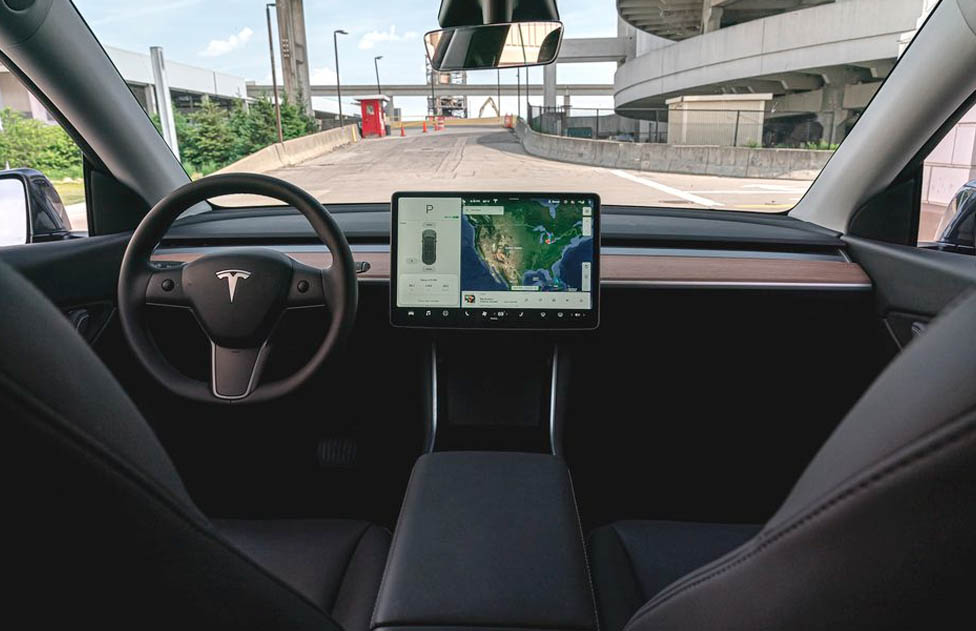 2025 Tesla Model Y Interior