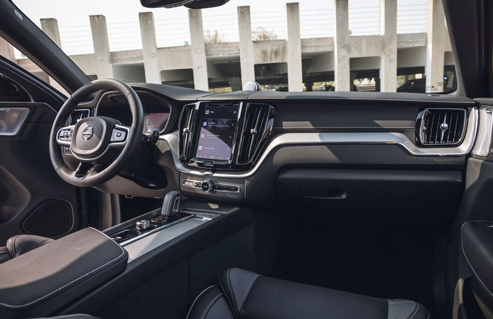 2025 Volvo XC60 Interior